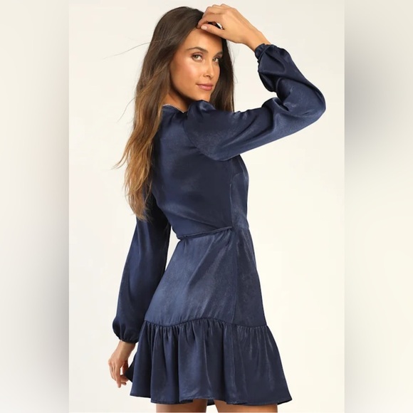 Lulus size XSMALL So Splendid Navy Blue Satin Long Sleeve Wrap Dress - Picture 6 of 8